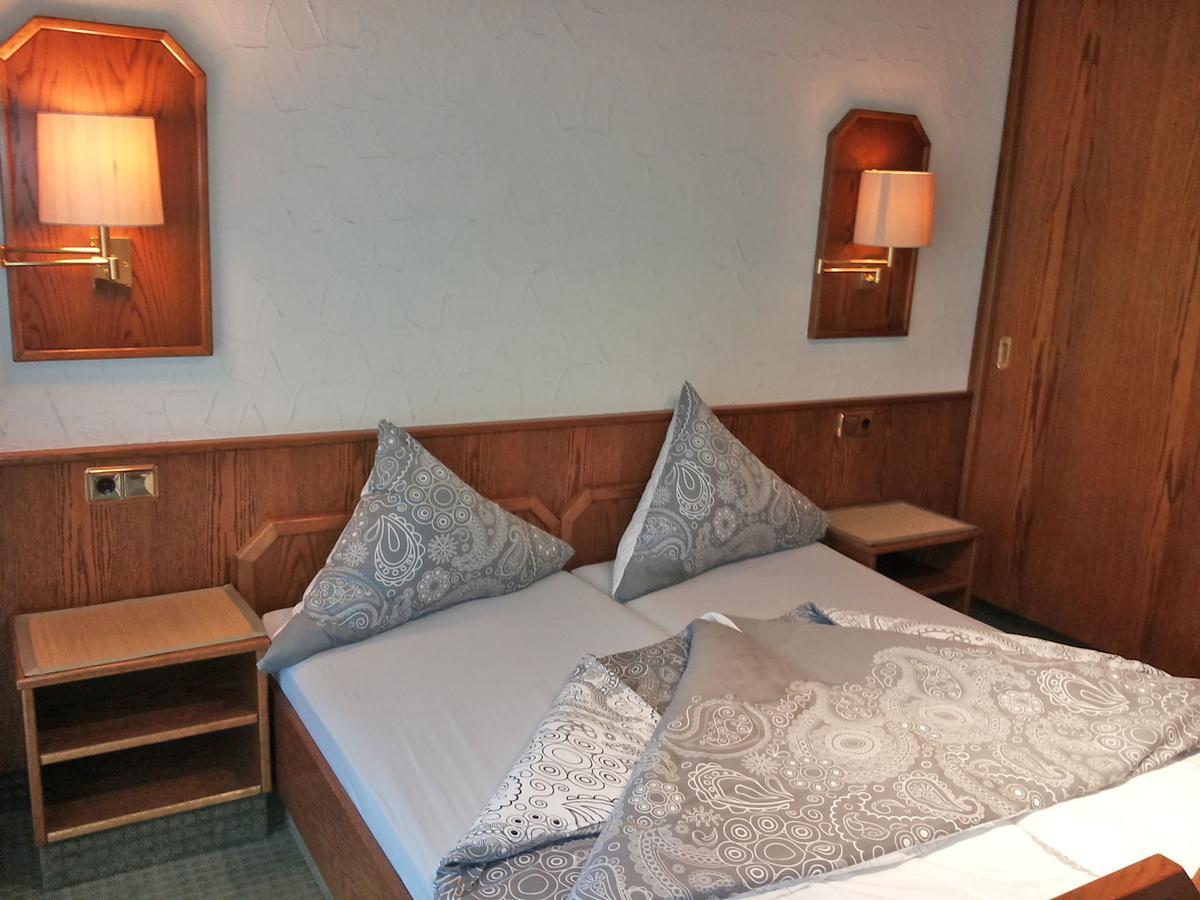 Weigands Hotel Peter Reinhardshagen ห้อง รูปภาพ